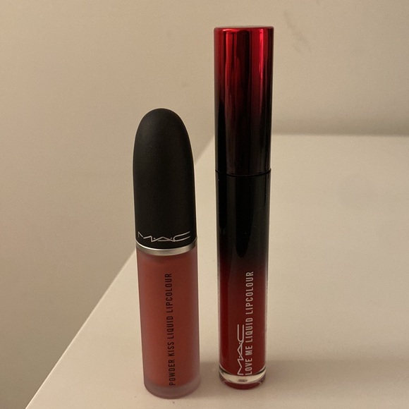 Mac lip bundle, brand new, unused, lipsticks, lipgloss, liquid lip colours - Picture 4 of 6